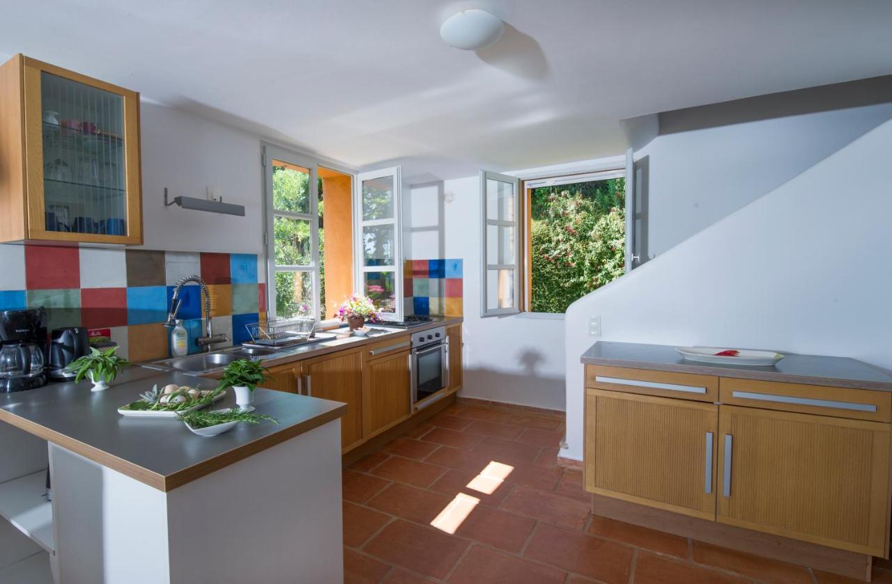 House With Garden And Sea View Villa La Londe-les-Maures Bagian luar foto
